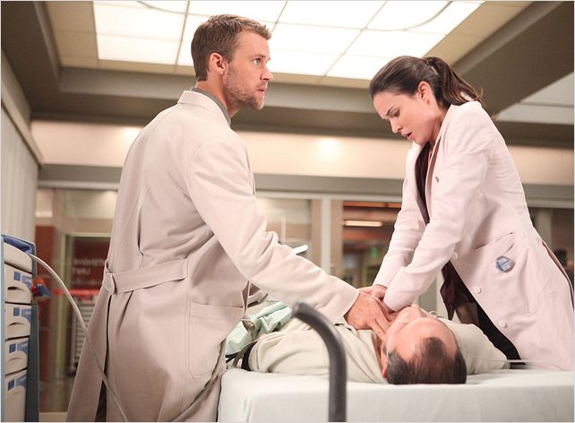 Dr House : photo Jesse Spencer, Odette Annable