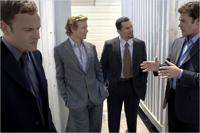 Dossier Smith : photo Franky G., Jonny Lee Miller, Ray Liotta, Simon Baker