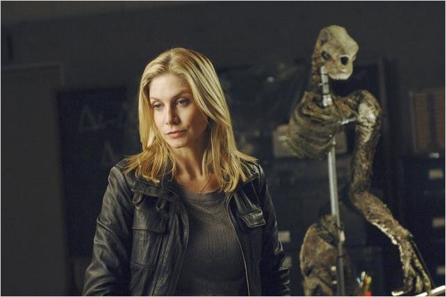 V (2009) : photo Elizabeth Mitchell