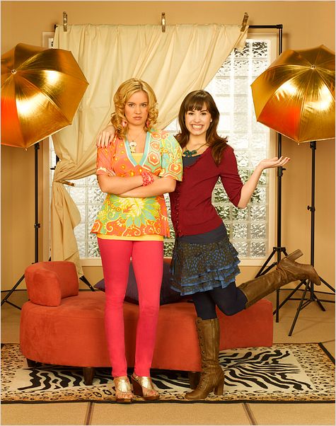 Sonny : photo Demi Lovato, Tiffany Thornton