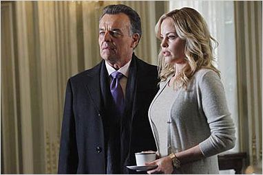 Castle : photo Chandra West, Ray Wise