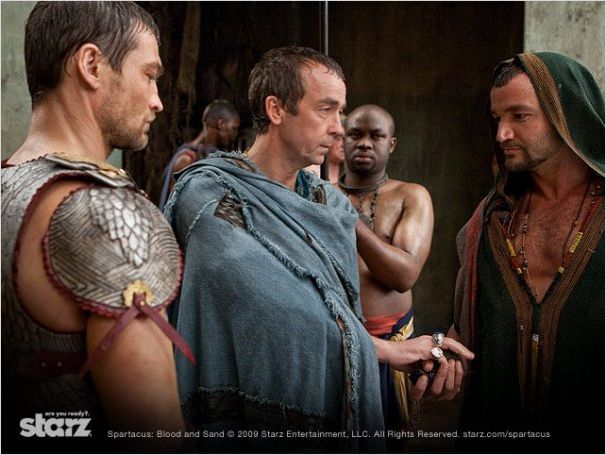Spartacus : Le sang des gladiateurs : photo Andy Whitfield, John Hannah, Nick Tarabay