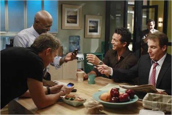 Photo Benjamin Bratt, Brian Benben, Paul Adelstein, Taye Diggs, Timothy Daly
