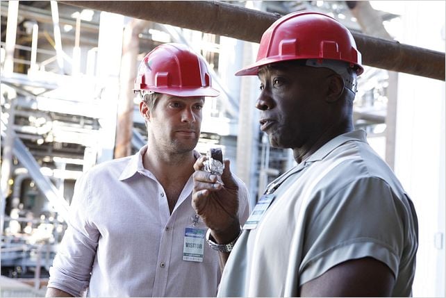 The Finder : photo Geoff Stults, Michael Clarke Duncan
