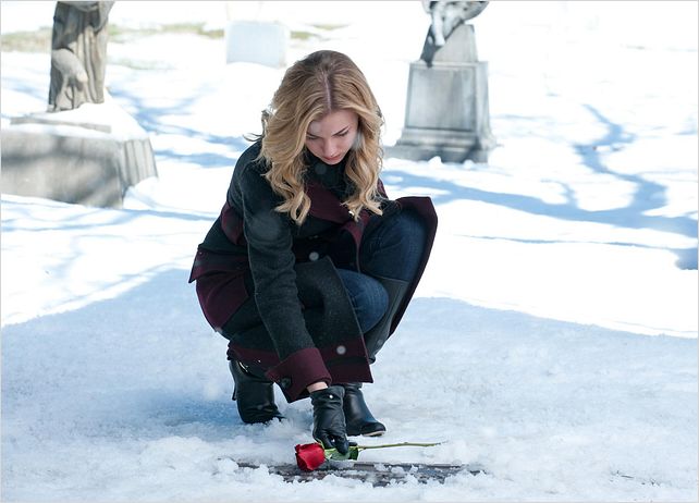 Photo Emily VanCamp