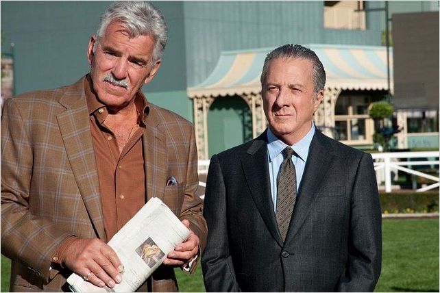 Luck : photo Dennis Farina, Dustin Hoffman