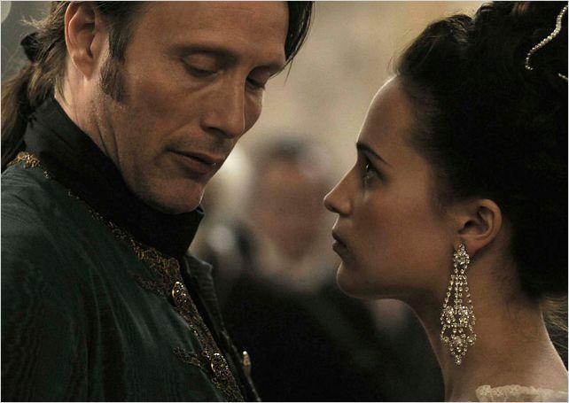 Royal Affair : Photo Alicia Vikander, Mads Mikkelsen