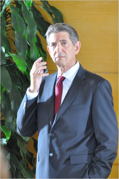 Di Di Hollywood : Photo Peter Coyote