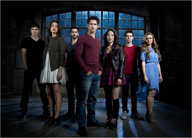 Photo Arden Cho, Crystal Reed, Daniel Sharman, Dylan O'Brien, Holland Roden
