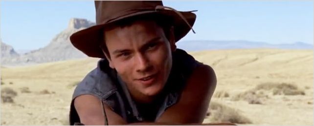 Des images du dernier film, inédit, de River Phoenix [VIDEO]