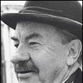 Photo Leo McKern