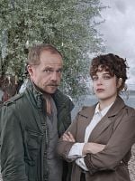 poster de Meurtres en eaux troubles : L'arbre à souhaits