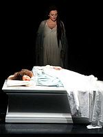 poster de Norma (UGC Viva l'Opéra)