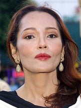 photo de Barbara Carrera