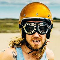 Panda : Panda : Photo Julien Doré, Ophelia Kolb - 3 sur 7 - AlloCiné