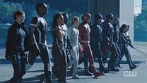 image de Crisis on Earth-X : la bande-annonce longue du super cross-over d'Arrow, Flash, Supergirl et Legends of Tomorrow 