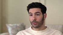 image de Le Serpent sur Netflix : Tahar Rahim raconte comment il s’est glissé dans la peau du tueur en série