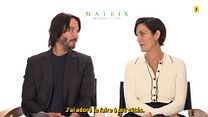 image de Le saut impressionnant de Keanu Reeves et Carrie-Anne Moss