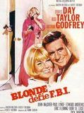 Affiche de La Blonde défie le F.B.I., film à voir en streaming sur Pygargue