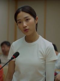 Affiche de The Girl on a Bulldozer, film à voir en streaming sur Pygargue