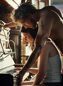 Affiche de A Beautiful Life, film à voir en streaming sur Pygargue