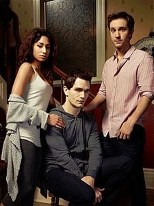 poster de la série Being Human (US) Saison 3