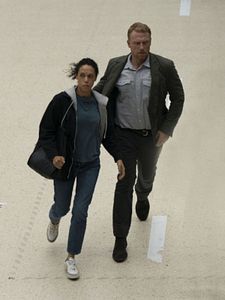 poster de la série Six Four Saison 1