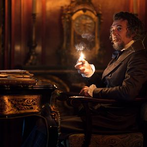 Photo Eric Elmosnino