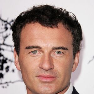 Photo Julian McMahon