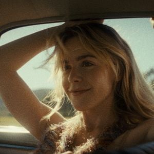 Photo Kiernan Shipka