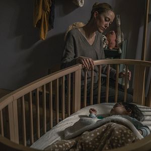 Photo La Main sur le berceau