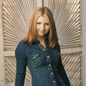 Photo Beverley Mitchell