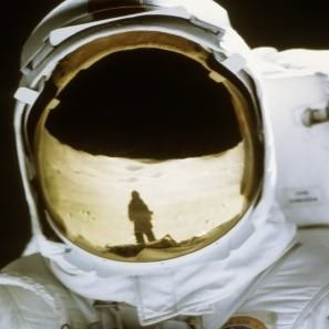 Photo De la Terre à la lune