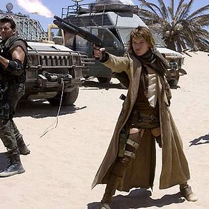 Photo Russell Mulcahy