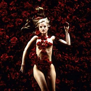 Photo Mena Suvari