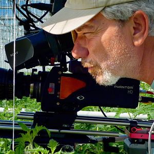 Photo Louie Schwartzberg