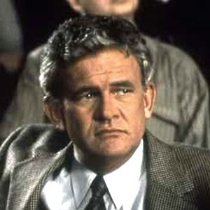 Photo Holmes Osborne