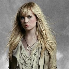 Photo Britt Robertson