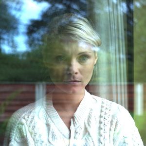 Photo Myanna Buring