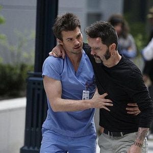 Photo Saving Hope : au-delà de la médecine