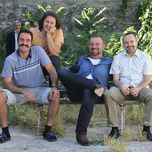 Photo Cakallarla Dans 2 : Hastasıyız Dede
