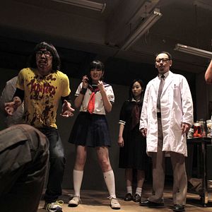 Photo Zombie Ass : The toilet of the Dead
