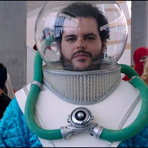 Photo Josh Gad