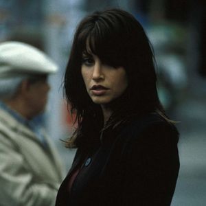 Photo Gina Gershon