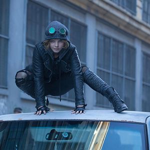 Photo Camren Bicondova