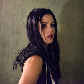 Photo Emily Bett Rickards