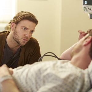 Photo Saving Hope : au-delà de la médecine