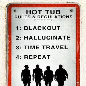 Photo Hot Tub Time Machine 2