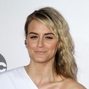 Photo Taylor Schilling