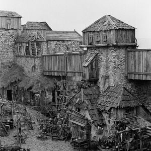 Il est difficile d'être un dieu : Photo